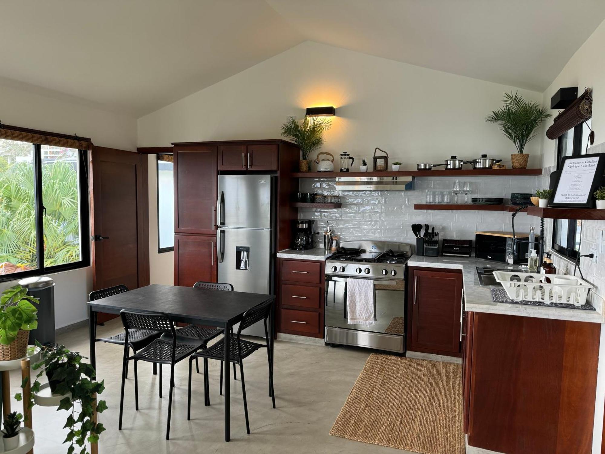 Catalina, Cabrera Oceanview Multi 2 Bd 2 Bath Condo Units With Balcony And Pool Екстериор снимка