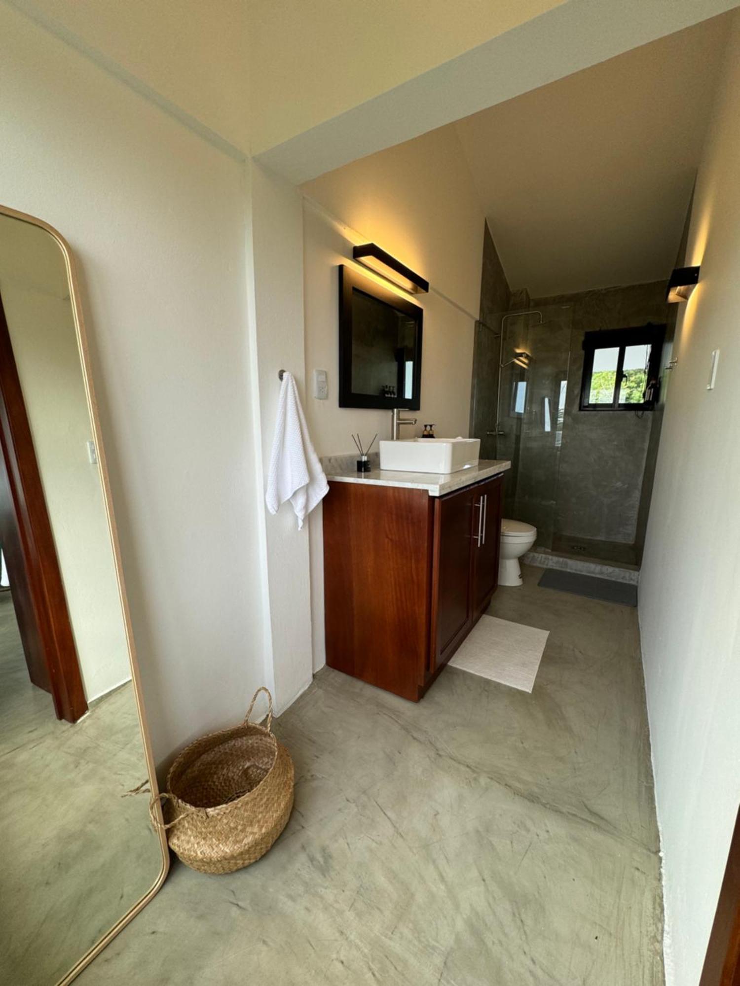 Catalina, Cabrera Oceanview Multi 2 Bd 2 Bath Condo Units With Balcony And Pool Екстериор снимка