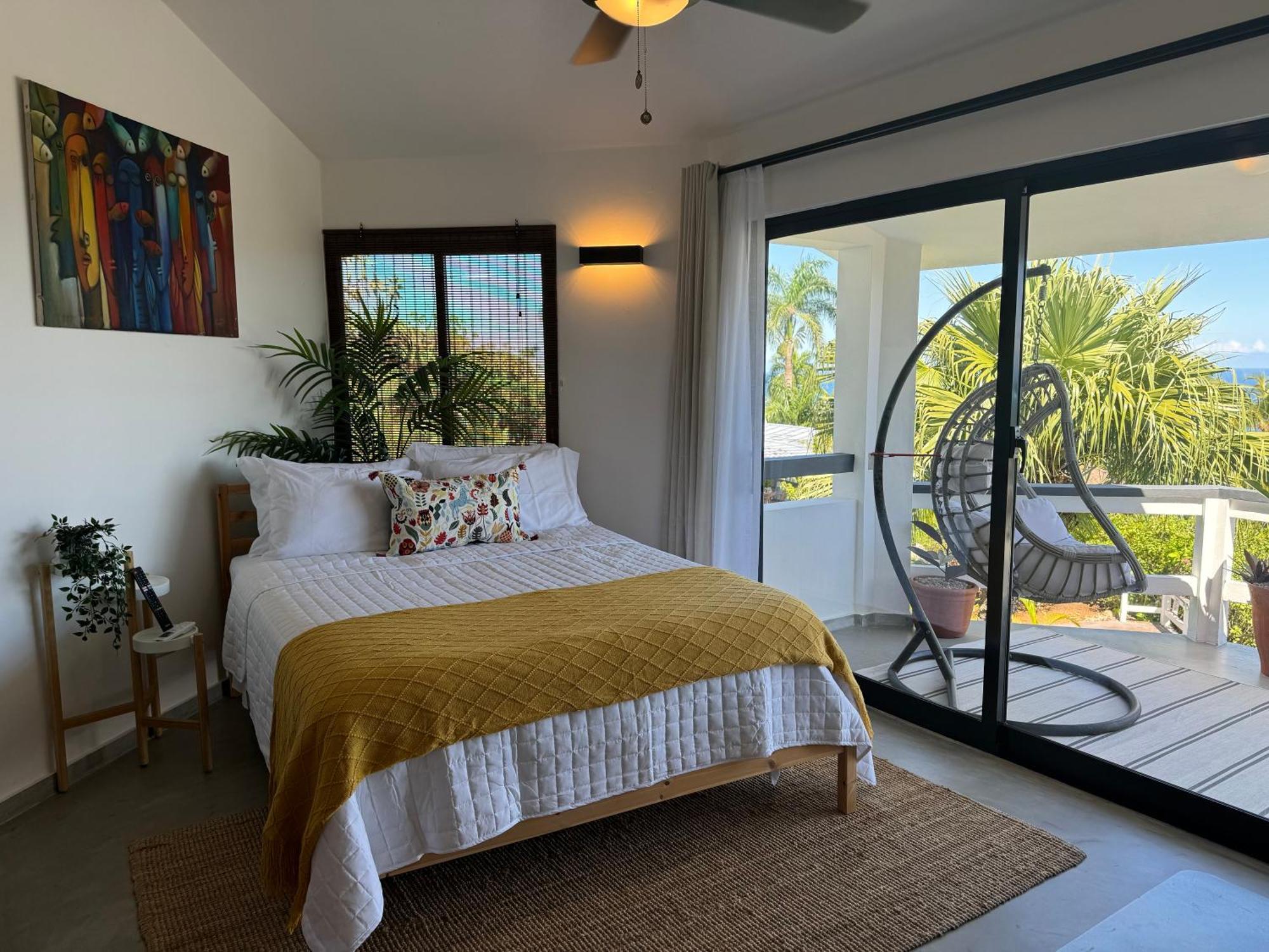 Catalina, Cabrera Oceanview Multi 2 Bd 2 Bath Condo Units With Balcony And Pool Екстериор снимка