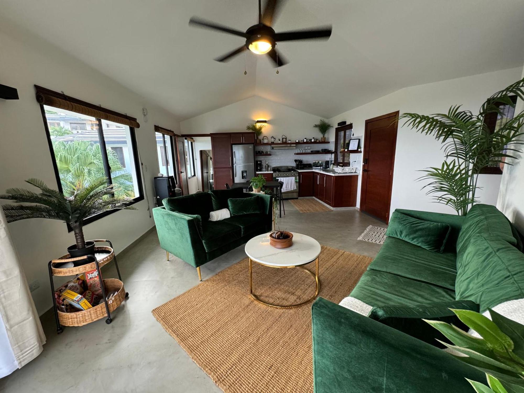 Catalina, Cabrera Oceanview Multi 2 Bd 2 Bath Condo Units With Balcony And Pool Екстериор снимка
