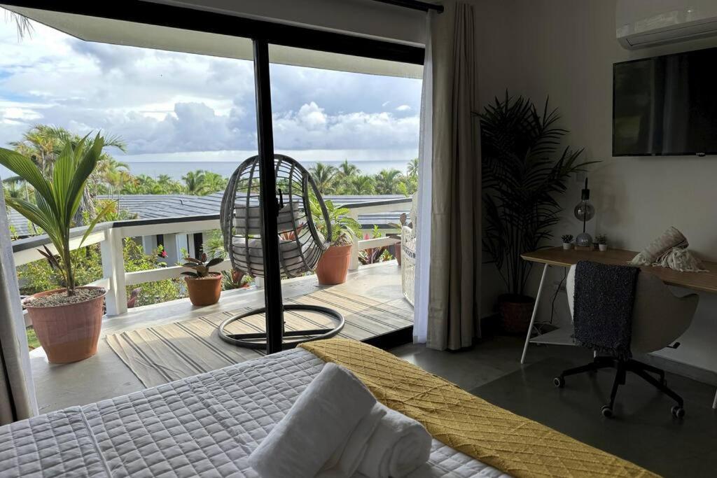 Catalina, Cabrera Oceanview Multi 2 Bd 2 Bath Condo Units With Balcony And Pool Екстериор снимка